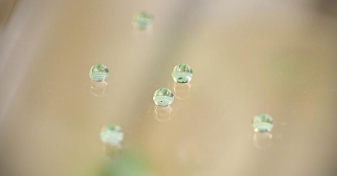 Samsung phát triển công nghệ đẩy nước khỏi màn hình