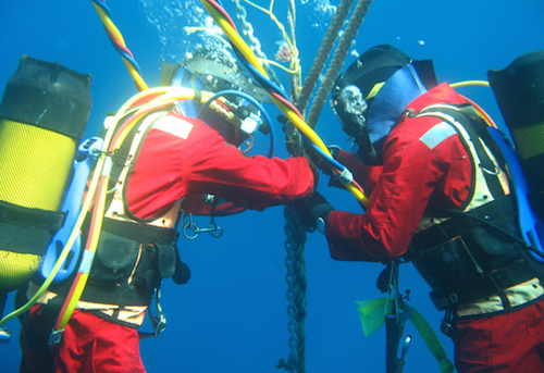 Mất hơn một tháng để sửa cáp quang AAG