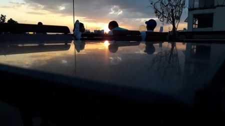 Lý do người dùng quan tâm đến khẩu độ camera của điện thoại